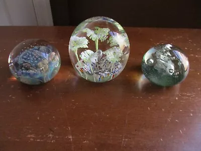 $19.99 • Buy 3 - Art Glass Signed RW & Seegees? Paperweights