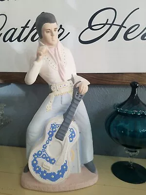 1977  Mike's Mold Ceramic Statue  The  King  Elvis Presley  20    • $100