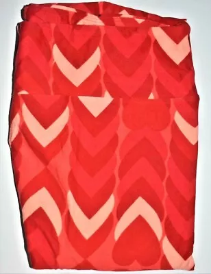 LuLaRoe TC Tall & Curvy Legging Hearts Nude Red Vertical Stripes Valentine Love • $14.99