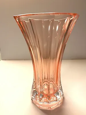 Vintage FTD Coral Pink 8 In Swirl Pattern Glass Vase • $10