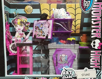 Monster High Art Class Studio Playset  New • $44.87