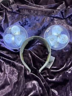 Disney Parks 2020 Mickey Mouse Snowflake Balloon Light-Up Ears Headband. • $15