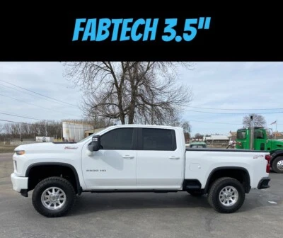 $750 • Buy 3.5” Fabtech Chevy / GMC 2500hd  Lift Kit & Shocks