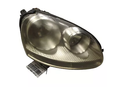 2005-2010 Volkswagen Jetta TDI Passenger FR Headlight Used OEM 1K6941039B  • $67.99