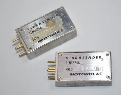 Lot Of 2 Motorola TLN6824A Vibrasender 123.0 CPS • $18.99