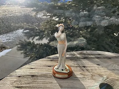 Lady In White And Orange -  La Verona Collection Statute Figurine ITALY • $22.12