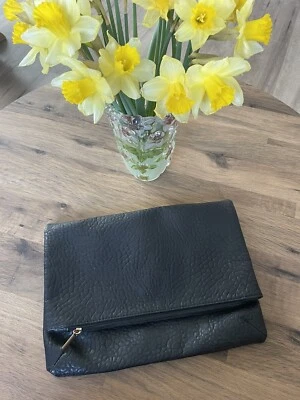 £8 • Buy Black Leather Cross Body/Clutch/Shoulder Studded Gold Detachable Chain Strap
