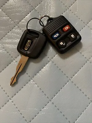 Lincoln / Ford Key Fob And OEM Key-F8DB-15K601-BA • $16