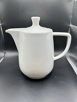 Vtg Melitta Germany White Porcelain No Drip Spout Teapot Coffee Pot 6 X9 X9  • $33.99