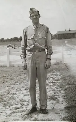 WW2 U.S. Military Captain/Clergy PHOTO • $7.95