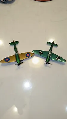 Plane Dinky Matchbox Toys • £5