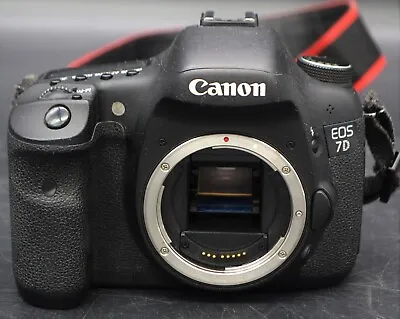 Canon EOS 7D Black (Body Only For Parts) • $79.99