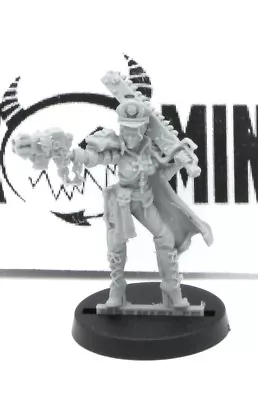 Maxmini MXMFG051 Nina Richter Female Kommissar (Miniature) Officer Commissar  • $13.99