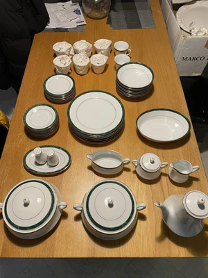 £125 • Buy Noritake Legendary Dinner And Tea Service Set, 51 Pieces, Brand New, 8 Place Set