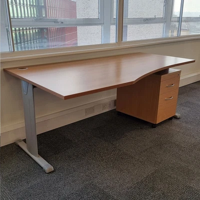 £85 • Buy Wave Office Desks, Oak Finish (20+ Available)