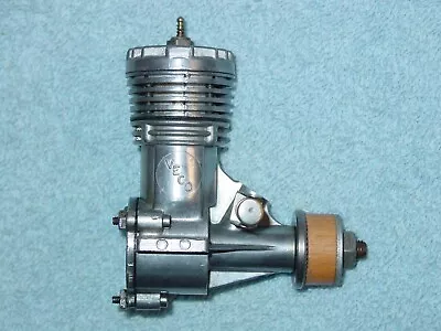 VECO Model 29 Glow Spark Plug Model Airplane Engine From 1954 EXC. Condition • $74.95