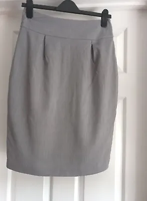 Excellent Condition Marks And Spencer's Grey Lined Pencil Skirt Size 12 • £4