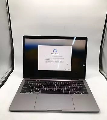 MacBook Pro Retina 13.3-inch (2018) - Core I5 8GB - SSD 256GB • $369.99