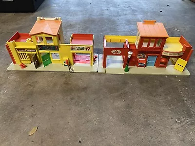 Vintage 1973 FISHER PRICE Little People Play Family Village Main Street Town • $7.99