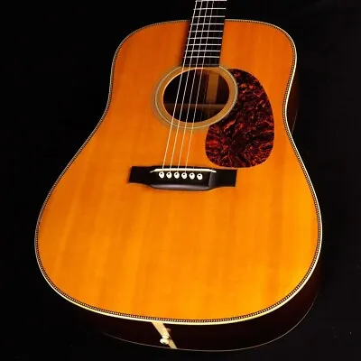 Martin HD-28V 2010 Acoustic Guitar • $3355