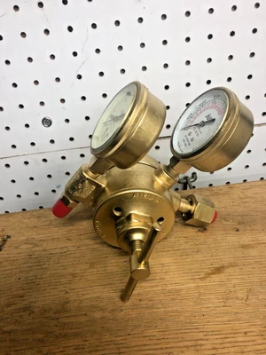 $99 • Buy AIRCO CONCOA   HEAVY DUTY 2 STAGE OXYGEN WELDING REGULATOR Model   8402