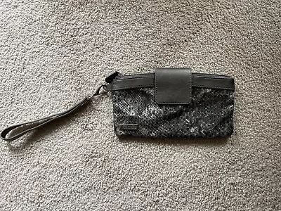 Miche Snakeskin Wallet Wristlet RETIRED • $7.99