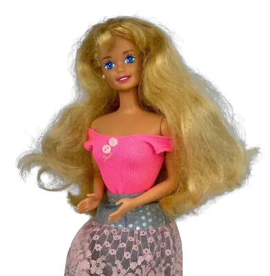 Vintage 80's Barbie Blonde Hair Fashion Doll 1976 Mattel Cute Outfit BM18 • $27.62