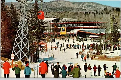 SKIING POSTCARD Mt. Snow Vermont Ski School Meeting Area Tele-Cobine Gondola • $4.25