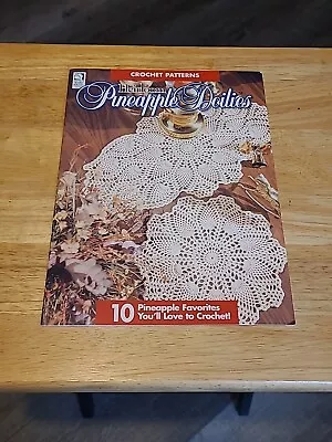 Vintage 1995 HEIRLOOM PINEAPPLE DOILIES CROCHET PATTERN BOOK  • $11