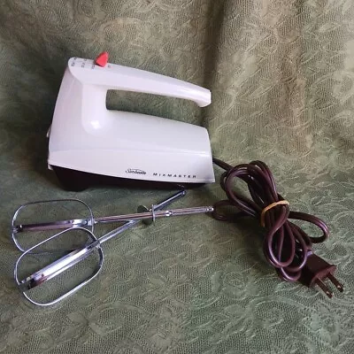 Sunbeam Mixmaster Hand Mixer VTG Tested/Working Ivory/brown 3 Speed 120v • $28
