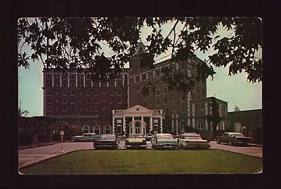 Postcard : Virginia - Virginia Beach Va - The Cavalier Hotel • $2.99