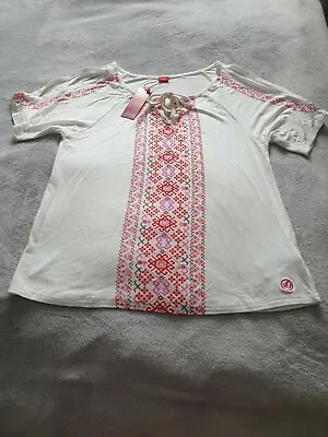 S.Oliver White Short Sleeve T-Shirt Top Loose Embroidered Effect Size 10-12 BNWT • $13.66