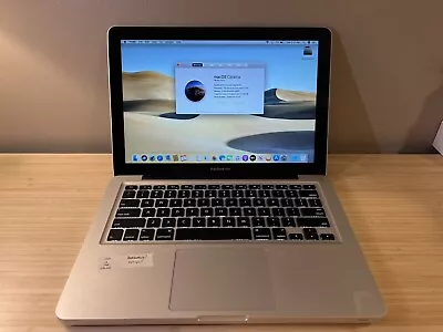 MacBook Pro 13” Mid 2012 (2.5GHz 4GB 250GB SSD) • $110