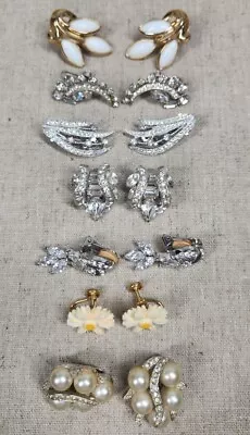 Gorgeous Vintage Old Hollywood Rhinestone Clip On Earrings Lot Crown Trifari... • $49.99