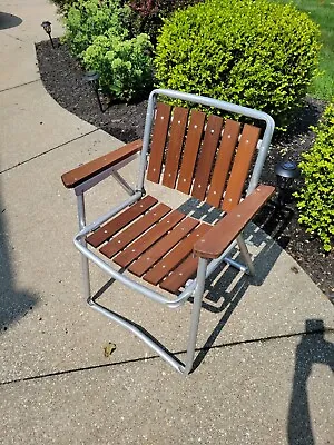 VTG MCM Redwood 6 Slat Aluminum Folding Lawn Chair Mid Century Wide Wood Arms • $39.95