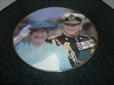 Queen Elizabeth And Prince Phillip Diamond Wedding Commemorative Plate • £15