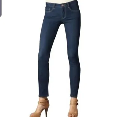 Cabi Bree  Dark Wash Skinny Leg Jeans Sz 2 • $28