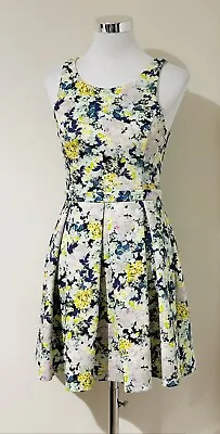 $29 • Buy Forever New Size 8 Fit & Flare Mini Dress Multicolour Floral Sleeveless Party