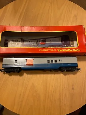 Hornby R.401 Operating Mail Coach Set ( With Box) • £20