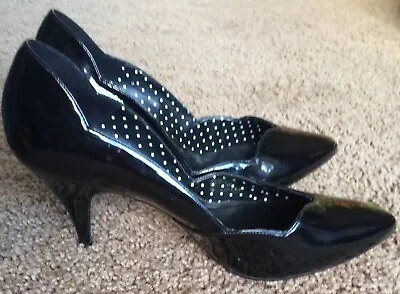 Michelle D Womens Black Pointed Toe Heels Shoes Patent Leather Faux Size 8M • $17.45