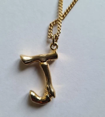 £5 • Buy Urban Outfitters Gold Initial Necklace. Letter  J . RRP £12