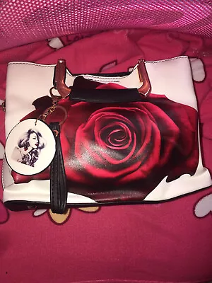 Cruella Approved!!! Monochrome Rose Handbag 👜 • $30