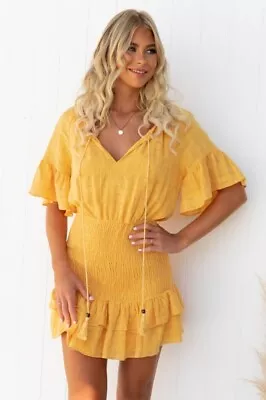 $19 • Buy Amoroso Boutique - Yellow Mini Dress - Size 6/8