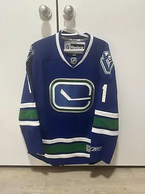 Roberto Luongo Vancouver Canucks Third Jersey Size M • $59.99