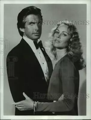 1978 Press Photo George Hamilton & Michelle Phillips Star In  The Users  • $19.99