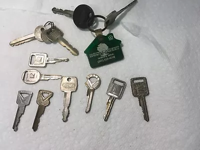 Lot Of Vintage Car Keys Ford GM • $16