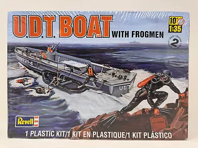 Revell UDT Boat Frogmen 1/35 Scale 85-0313 US Navy Seals Plastic Kit Model WW2 • $20