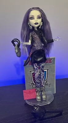 Monster High Spectra Vondergeist Picture Day Doll 99% Complete • $40