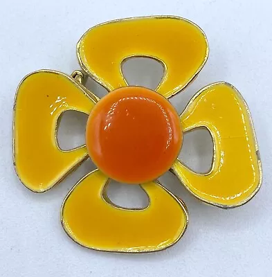 D8-1626 Vintage Brooch Gold Tone Pin 1.5  Enamel Yellow Flower • $4.99