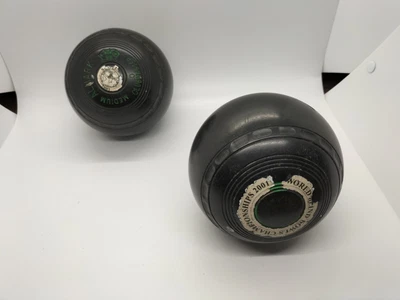 £30 • Buy 2 X Almark Club Master Size O Medium Lawn Bowls